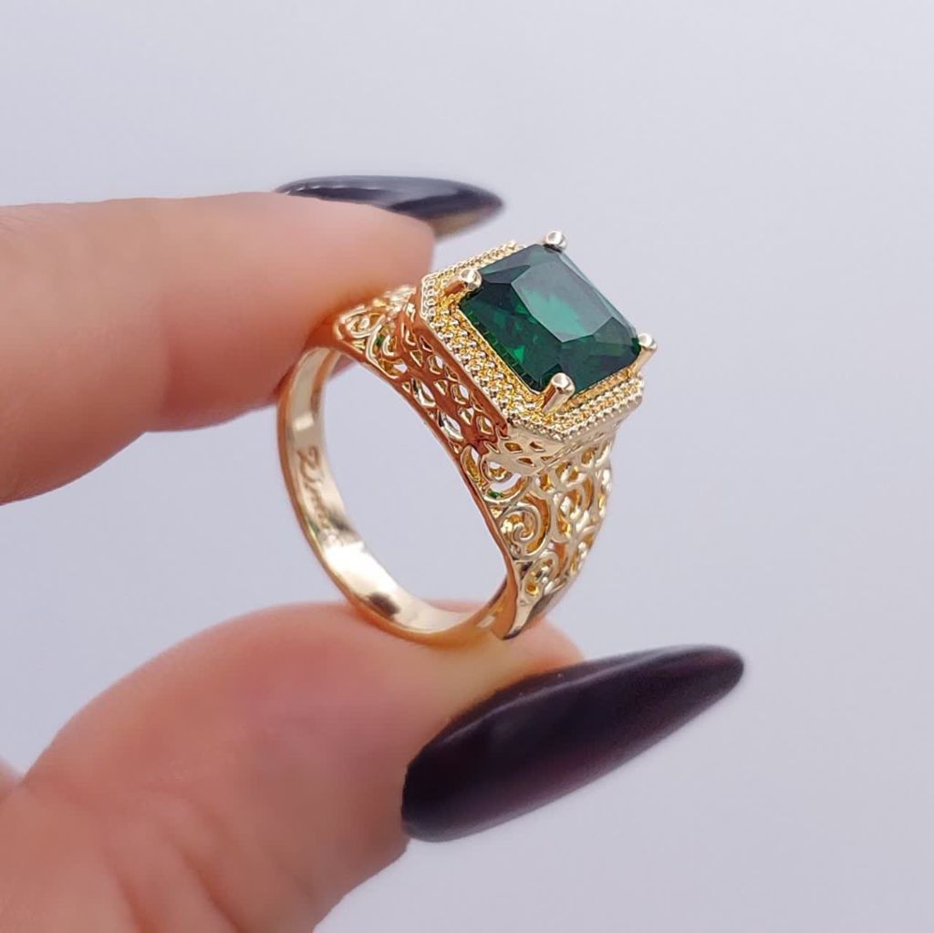 انگشتر نگین سبز طرح طلا کد 2943
